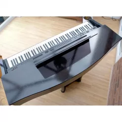 Đàn piano Yamaha CVP-70