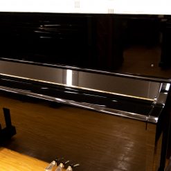 Đàn piano Yamaha YUS1ENST