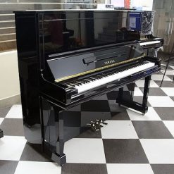 Đàn piano Yamaha YU30SB